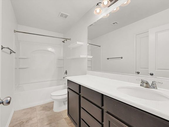 19-10633 Country Knoll Way-19_10132025