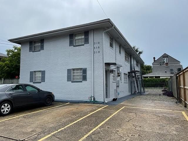 1st image of 314-18 Arabella St