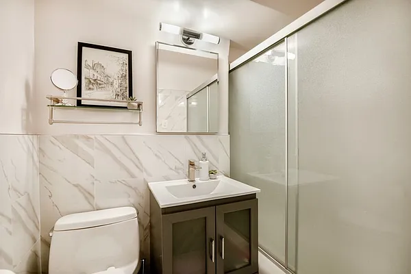 Sold by Compass | media 17