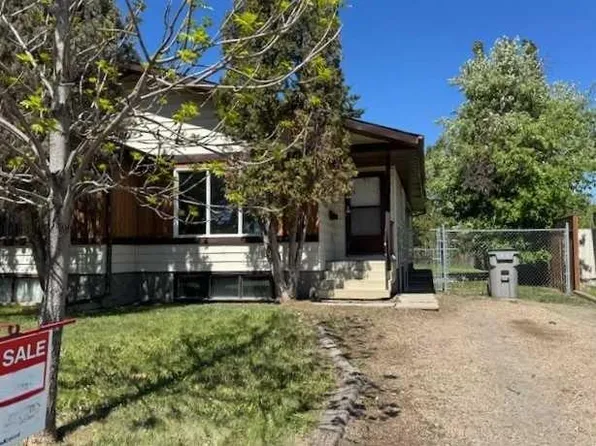 9316 SE 70a Ave, Grande Prairie, AB T8V 6C9