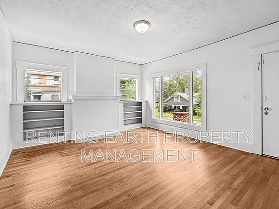 5th image of 2320 Court R