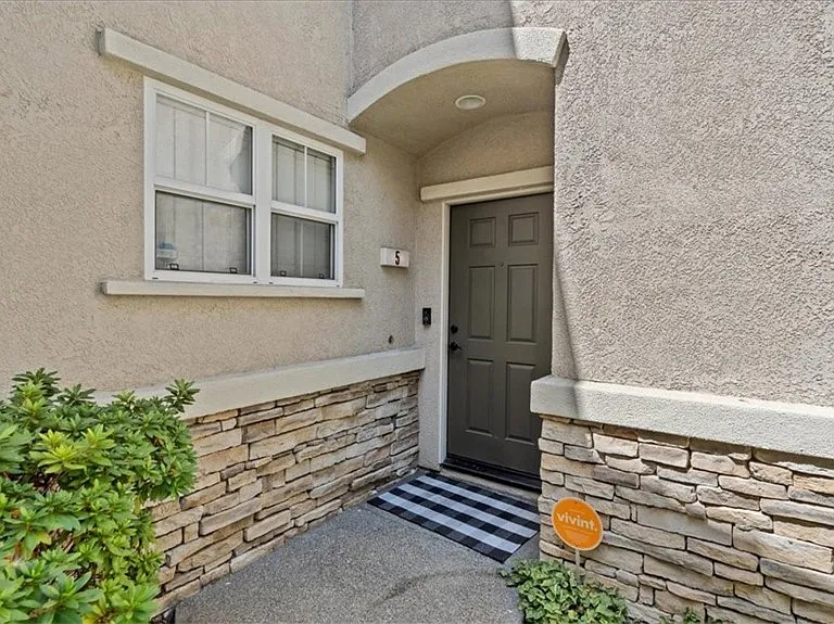 7353 Ellena W #5 — Photo 2