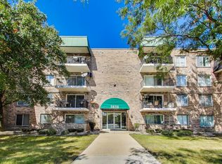 3838 W 111th St APT 209, Chicago, IL 60655