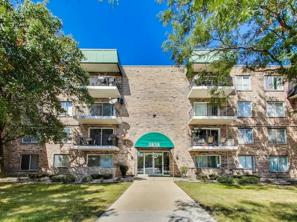 3838 W 111th St APT 209, Chicago, IL 60655