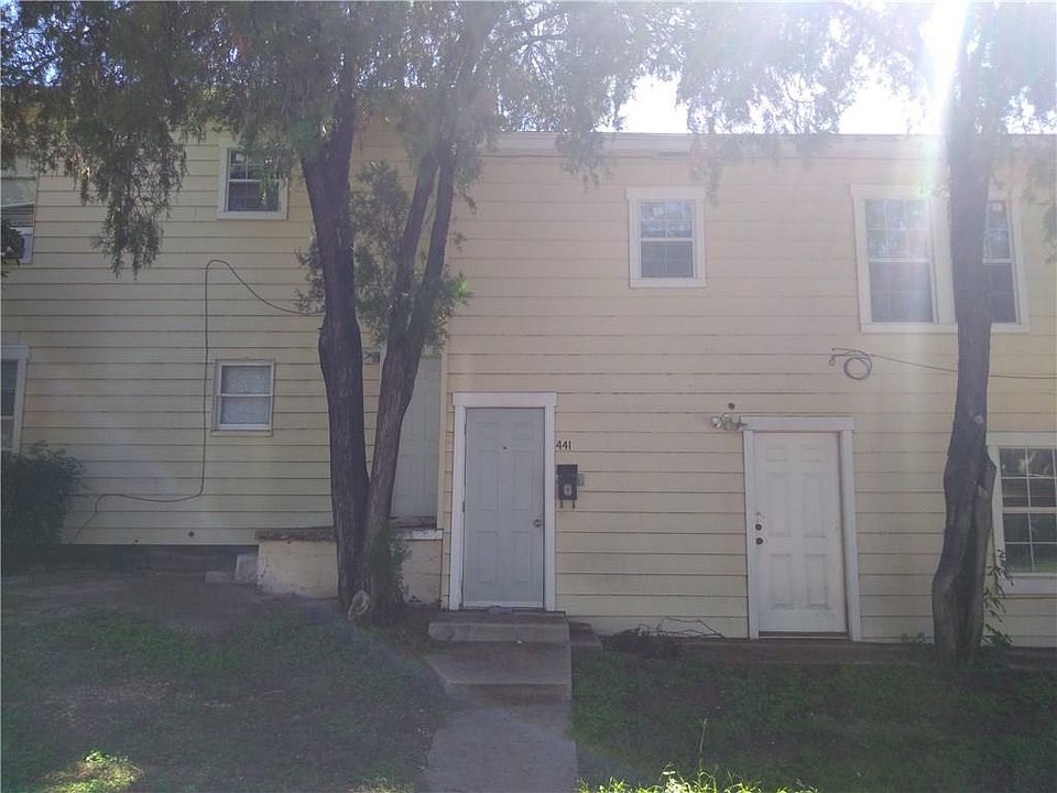 1st image of 441 En 20th St