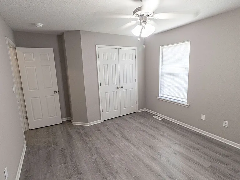 4001 Snowy Owl Dr — Photo 26