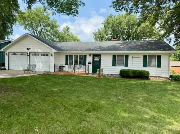 1404 Rolling Green Dr, Mendota, IL 61342