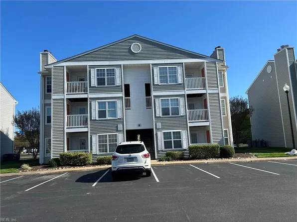 1891 Chantilly Ct, Virginia Beach, VA 23451