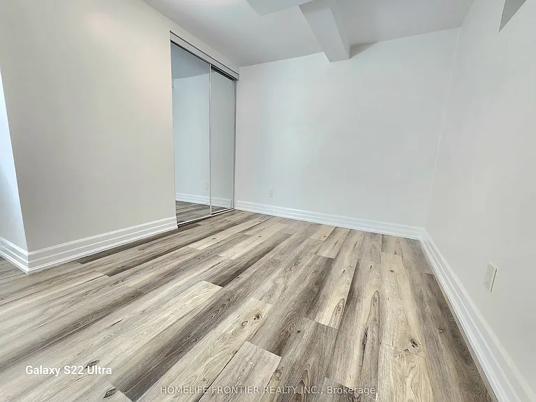 764 Gorham St #BASEMENT — Photo 10
