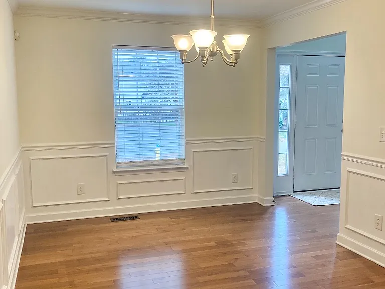 983 Acadia Ct — Photo 5