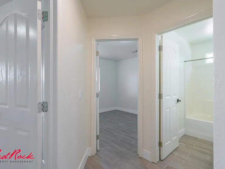 441 E Sunland Dr #6 — Photo 34