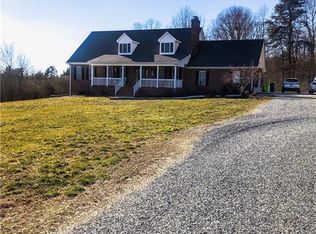 224 Scott Farm Rd, Clemmons, NC 27012