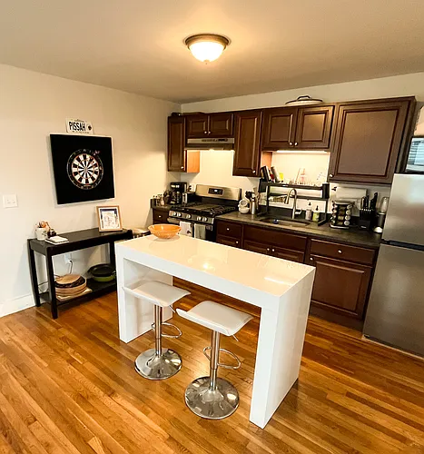 2 Essex St #3L Photo 1