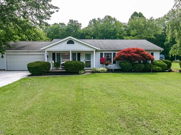 1435 Bennett Rd, Madison, OH 44057