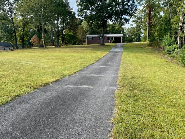 954 Shirley Ann Trl, Hixson, TN 37343