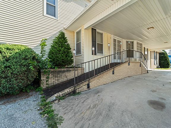 4th image of 1204 5th St