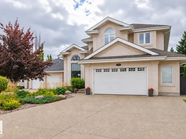 745 Todd Lndg NW, Edmonton, AB T6R 3C4