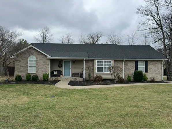 161 Honeysuckle Dr, White House, TN 37188