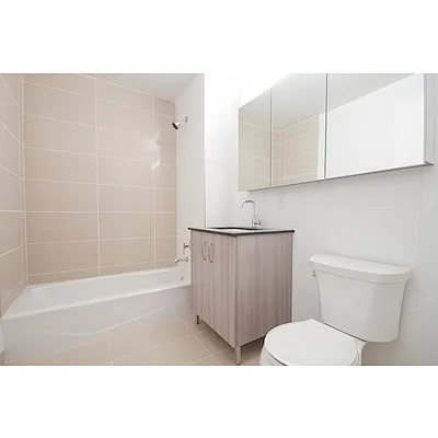 Rented by Mirador Real Estate | media 18