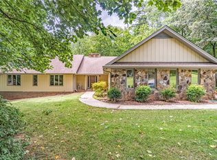 455 Waverly Hall Dr, Roswell, GA 30075
