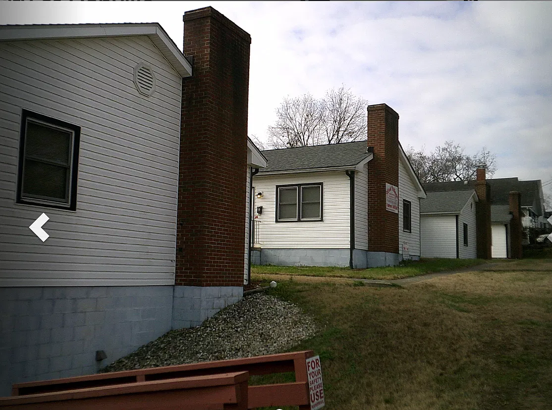 215 Floral Ave — Photo 2