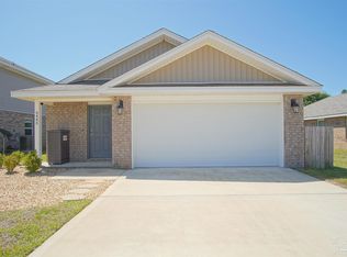 6443 Churchill Cir, Bagdad, FL 32583