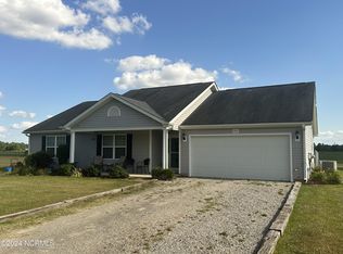 2103 Rozier Church Rd, Lumberton, NC 28360