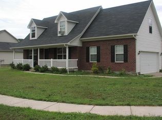 310 Shady Glen Cir, Shepherdsville, KY 40165