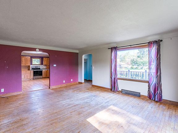 33rd image of 5161 REDDIN ROAD