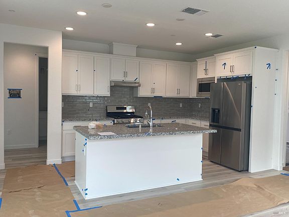 4th image of 2297 Serenity Drive