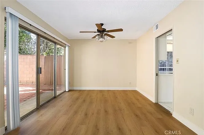 20017 Hemmingway St — Photo 14