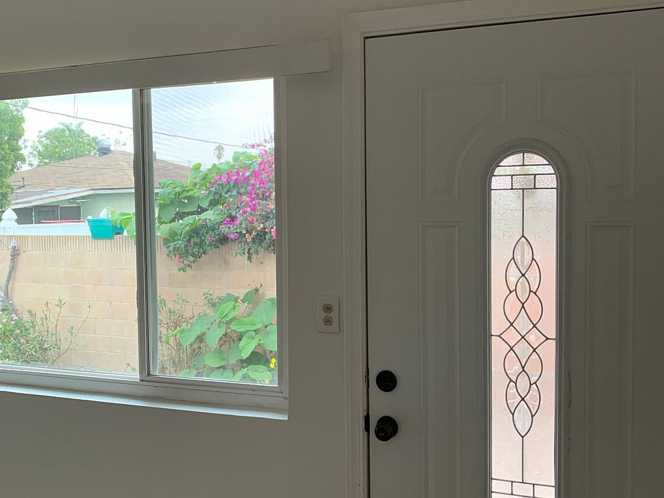 View from the living room. Entrance door.