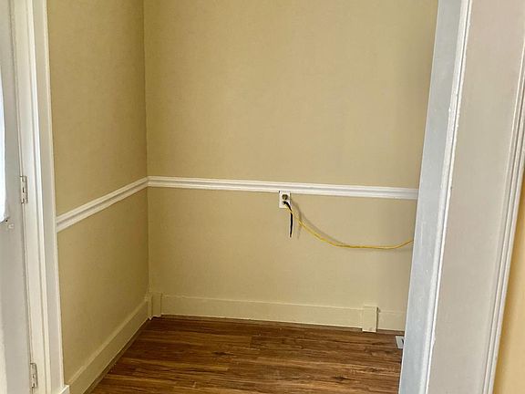 5th image of 205 E Columbia Ave #A