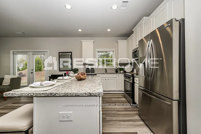 359 Porch View Ln — Photo 4