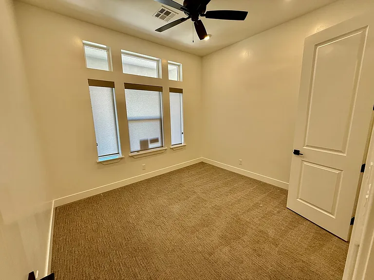 3714 S McKenzie Ln — Photo 20