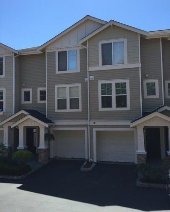 S. 232nd St. facing townhome.