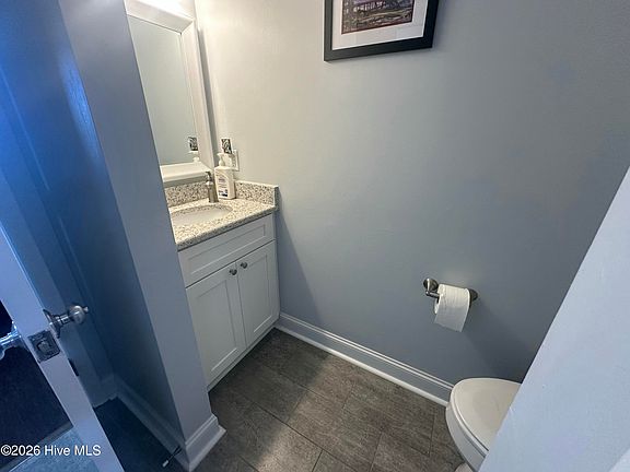 3rd image of 918 N New River Drive #422