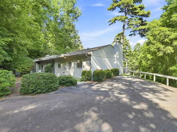 65 Mountain View Villas #A, Franklin, NC 28734