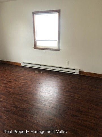 2nd image of 1704 Myers Ave