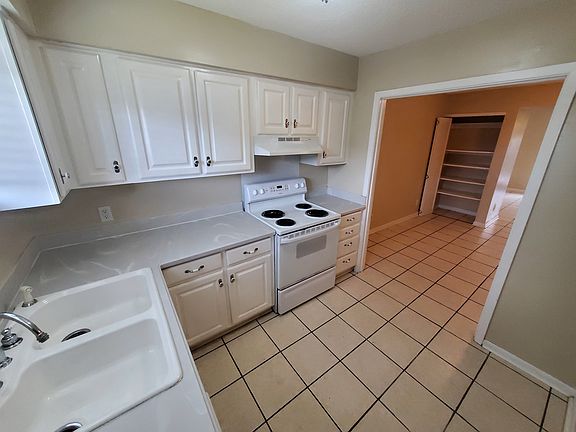 4th image of 6527 Old Shell Rd APT 18