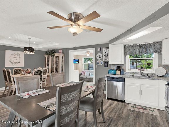 4th image of 7415 Mayfield Dr
