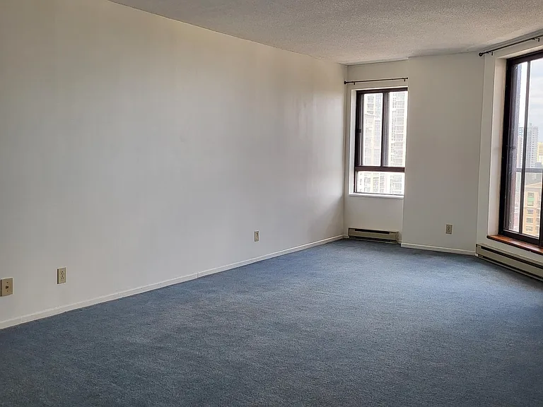 130 Besserer St #1810 — Photo 2