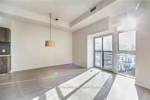 2 Bellefair Ave #303 — Photo 7