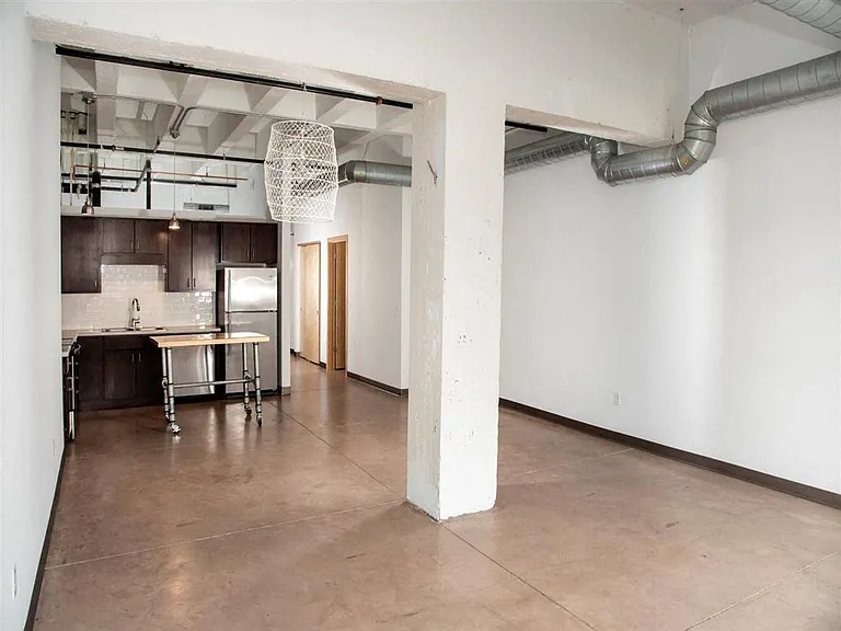 Gurley Lofts — Photo 40