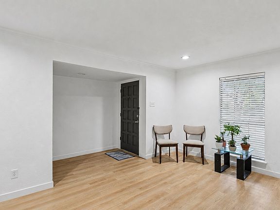 2nd image of 2834 Dove Meadow Dr