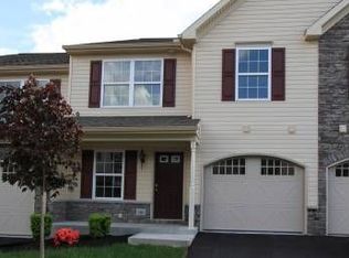 129 Needlewood Dr #UT4, Harrisburg, PA 17112