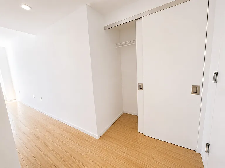 424 Bedford Ave #2A — Photo 6