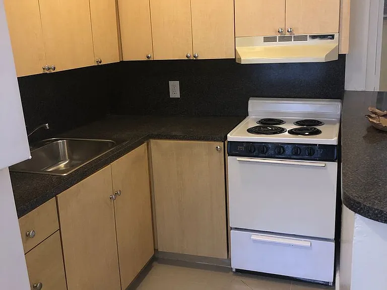 101 NE 41st St #G115 — Photo 7