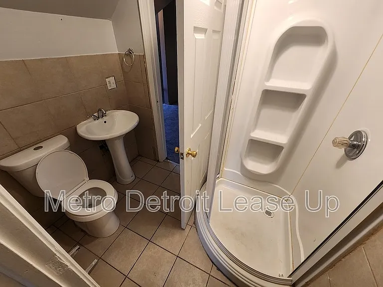 10724 Whitehill St — Photo 9