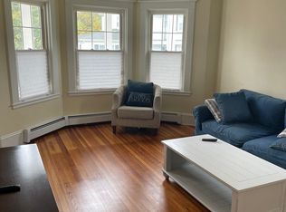 119 Stephen St Unit 2, South Dartmouth, MA 02748